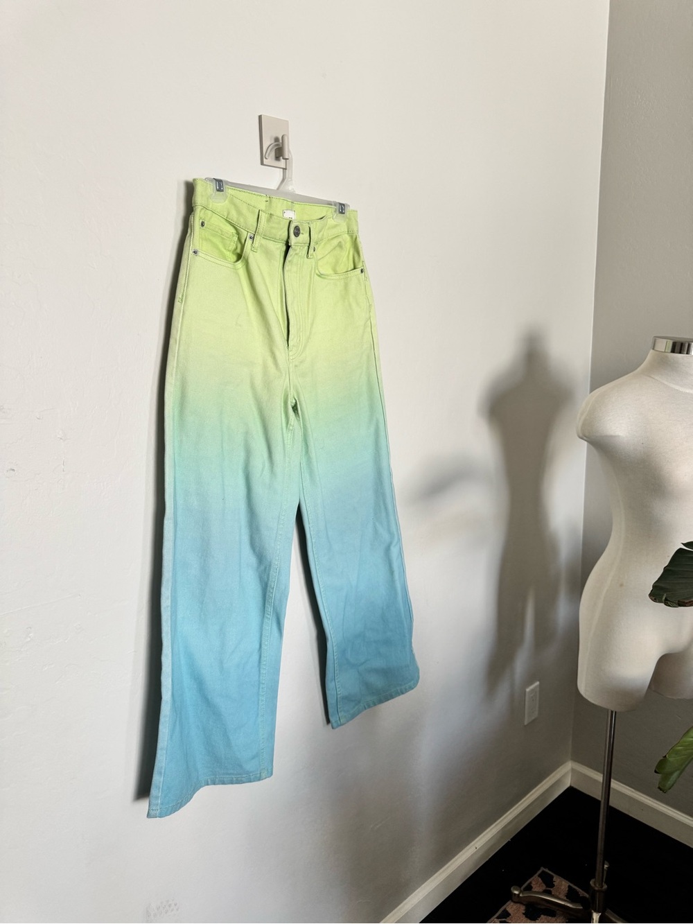 BDG Urban Outfitters High & Wide Green Blue Ombre Jeans